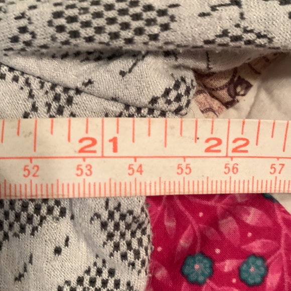 Croft & Barrow 3/4 sleeve with a cuff. Size L. - Picture 10 of 11